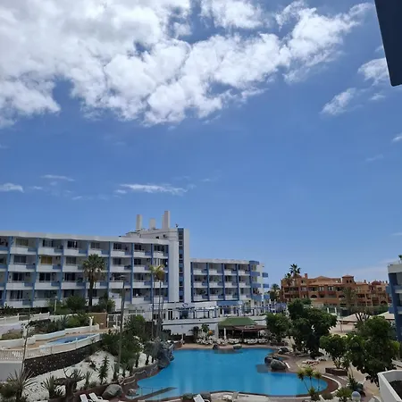 Apartment Flora Poolside View Park *